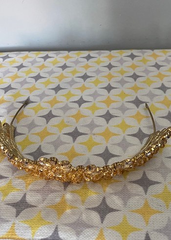 Altın Renkli Parlak Payetli Gelin Tacı - Görsel 2