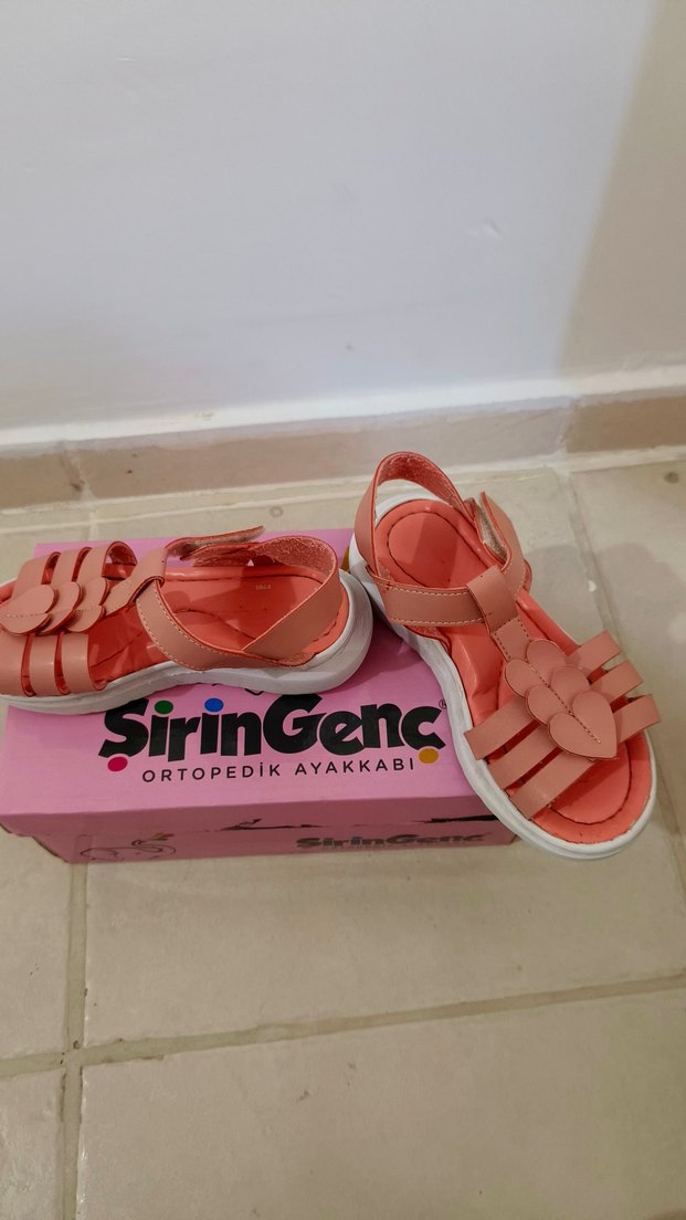 Kız Çocuk Pembe sandalet - Görsel 3