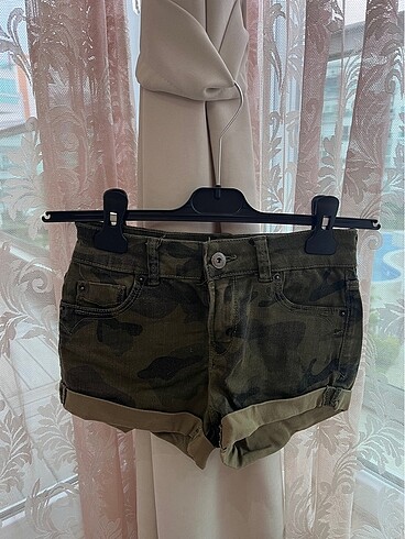 Bershka mini şort