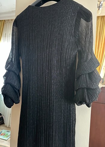 Piliseli Siyah Uzun Kollu Triko Elbise - Görsel 2