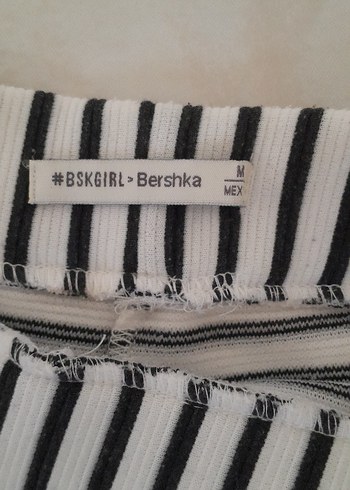 m Beden bershka Çizgili Mini Şort
