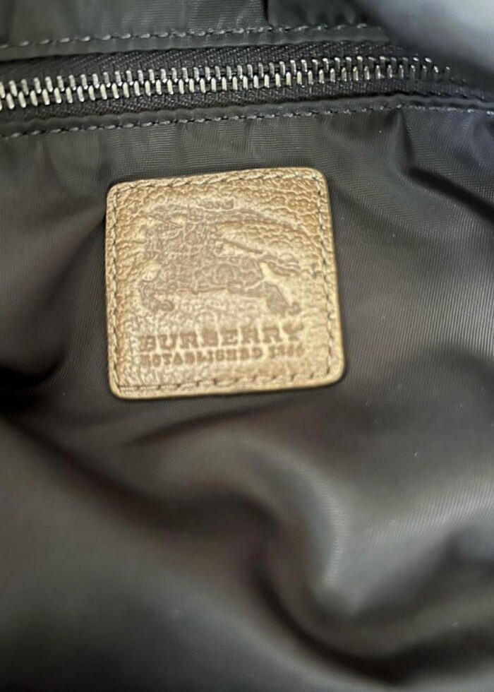 Burberry - Görsel 4