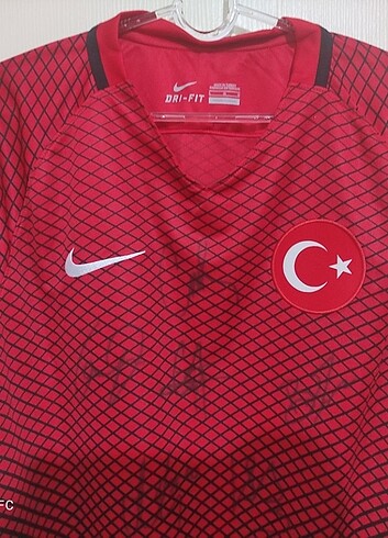 Nike Milli Takım Orijinal Futbol forması.