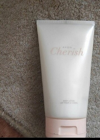 Avon cherish vücut losyonu 
