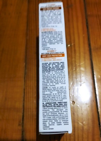Garnier Ambre Solaire SPF 50 Anti-Koyu Leke Sıvısı - Görsel 2