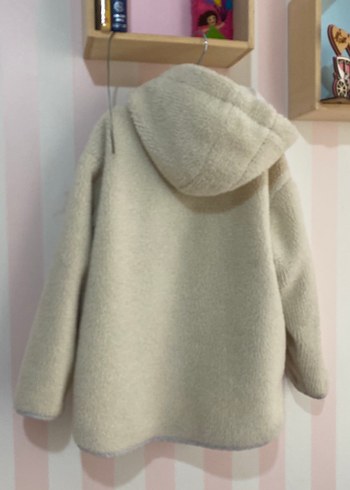 Beyaz Peluş ve Kürklü Kız Çocuk Ceketi - Görsel 6