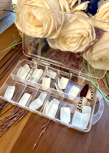 Beyaz Takma Tırnak Seti - Görsel 4