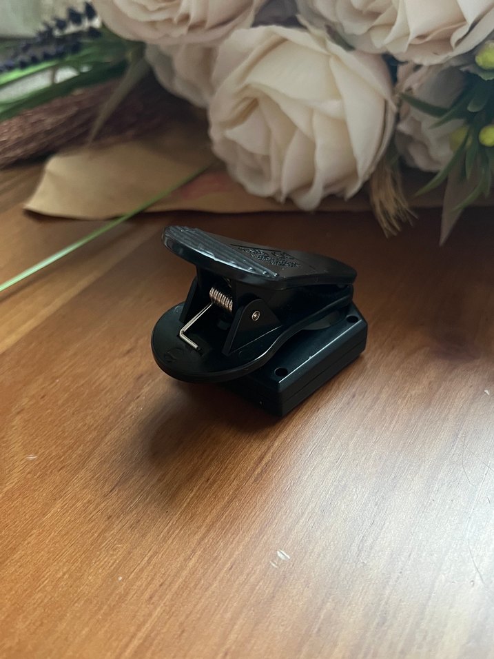 Siyah Gitar Akort Cihazı - Görsel 3