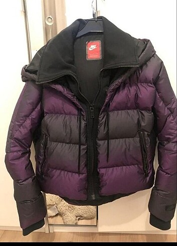 Nike şişme mont
