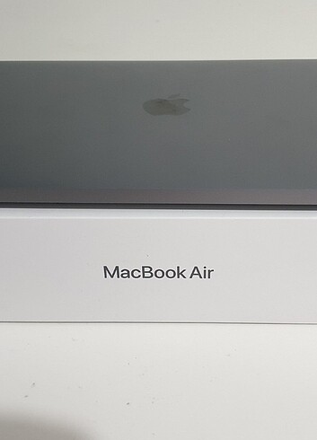 Apple MACBOOK AİR 2020