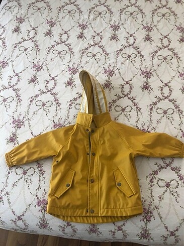 Zara erkek bebek çocuk yağmurluk ceket