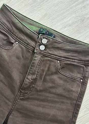 Düğmeli Kahverengi Kadın Pantolon Oxxo Marka - Görsel 2