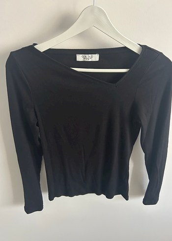 Siyah Yandan VYaka Uzun Kollu  Bluz Oxxo - Görsel 4