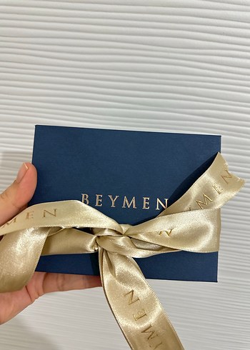 Sıfır hiç kullanılmamış Beymen Altın Renkli Kadın kartlık - Görsel 3