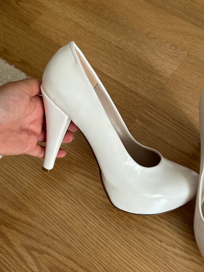 Beyaz Rugan Stiletto Kadın Ayakkabı - Görsel 5