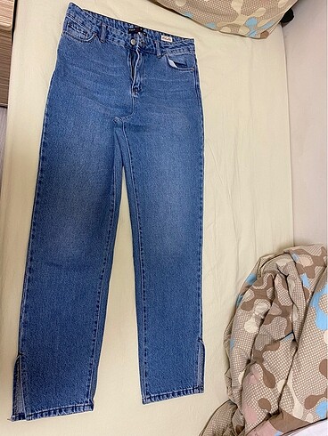Wide leg jean yırtmaçlı