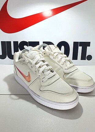 Nike Spor Ayakkabı 