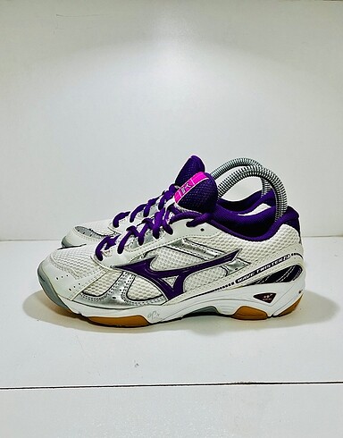36,5 Beden beyaz Renk Mizuno Salon Ayakkabısı