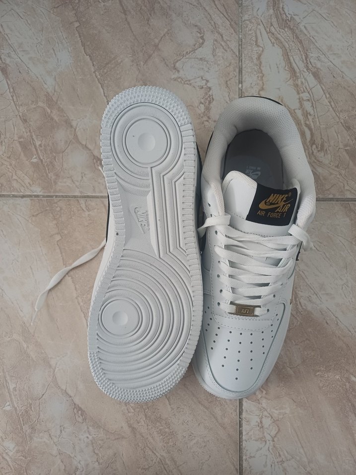 Nike Air Force 1 Beyaz Spor Ayakkabı - Görsel 2