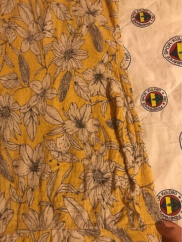 s Beden Pull bear sarı çiçekli elbise