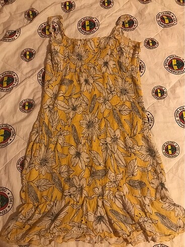 s Beden sarı Renk Pull bear sarı çiçekli elbise