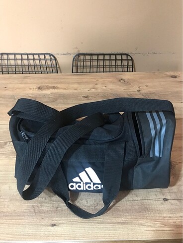 Adidas spor çanta