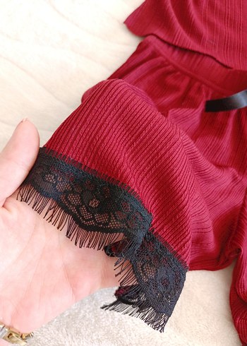 Diğer Kırmızı Dantelli Kısa Kadın Pijama Takımı