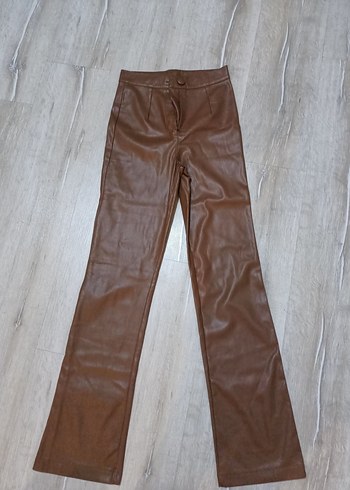 Düğmeli Kahverengi Deri Kadın Pantolon - Görsel 3