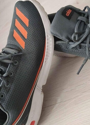 Adidas Adidas 42 numara ama 41 e uygun