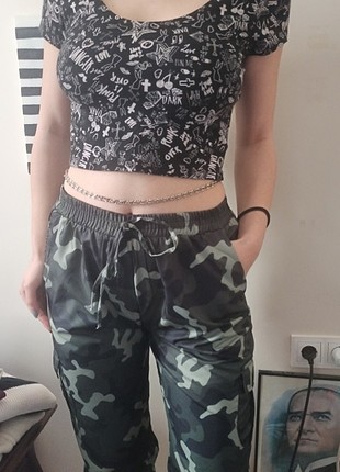 Siyah crop
