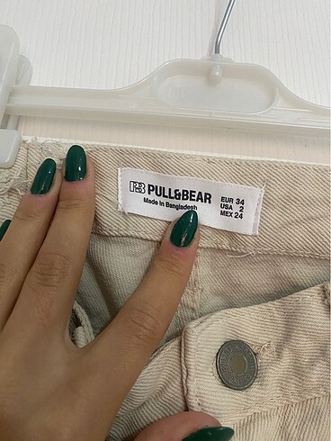 Pull and Bear Ekru jean