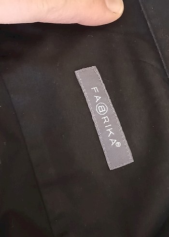 Düğmeli Siyah Erkek Gömlek - Görsel 6