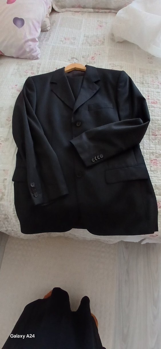 Düğmeli Siyah Erkek Takım Elbise - Görsel 4