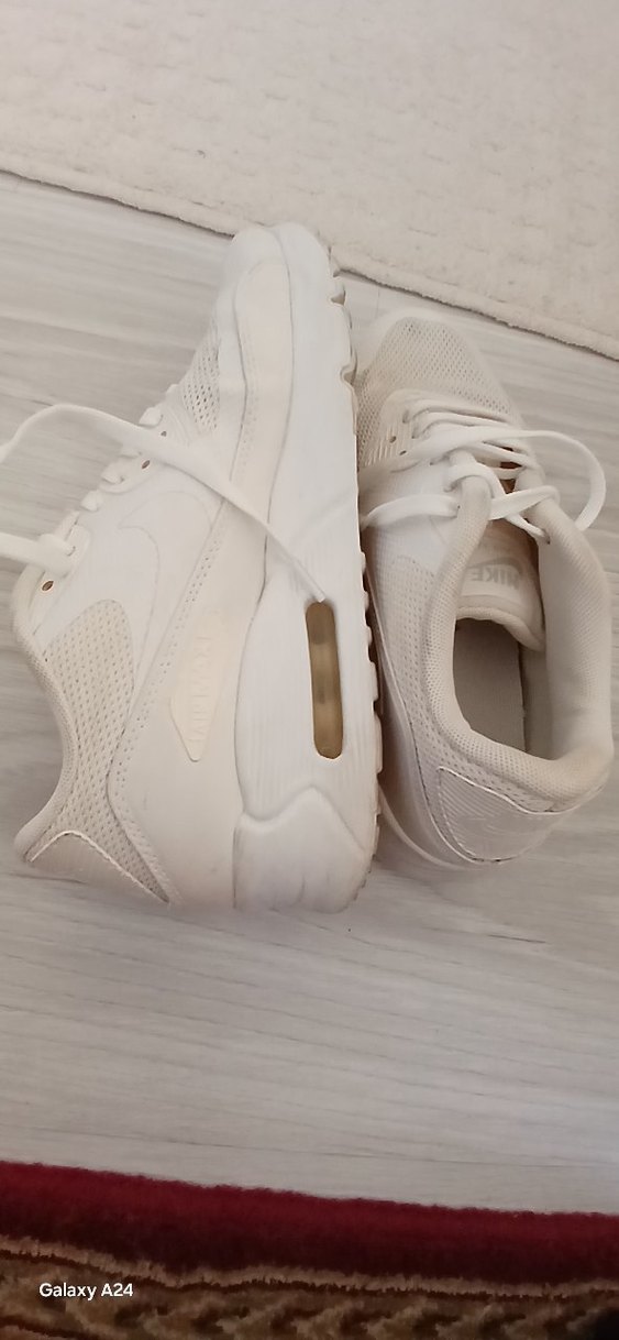 Kadın Beyaz Bağcıklı Spor Ayakkabı - Görsel 3