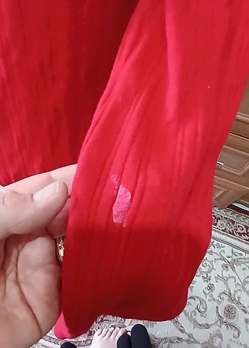 Kırmızı Boğazlı Uzun Kollu Kadın Kazak - Görsel 4