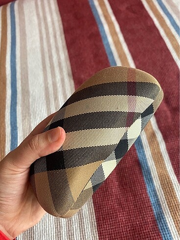 Burberry Gözlük Kutusu