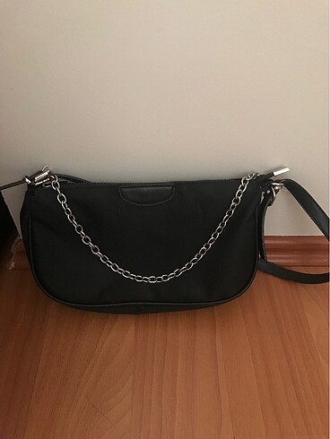 Zara Siyah baget çanta