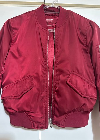 Pull and Bear Pull&Bear Kırmızı Parlak Kadın Bomber Ceket