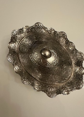 Gümüş Görünümlü Kapaklı Sunumluk - Görsel 2