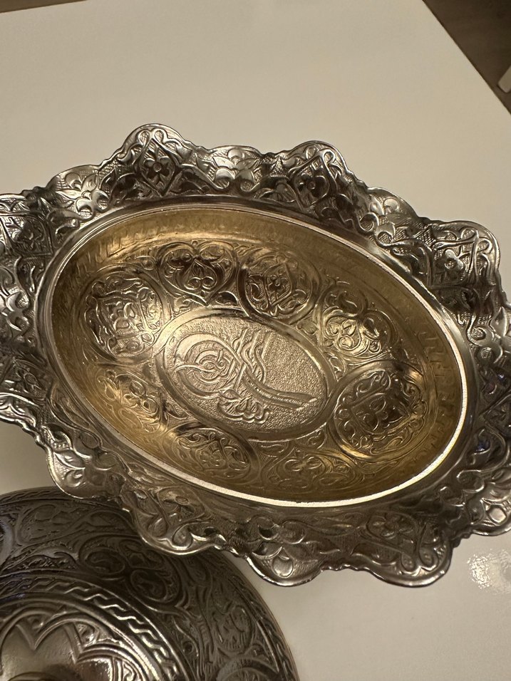 Gümüş Görünümlü Kapaklı Sunumluk - Görsel 5