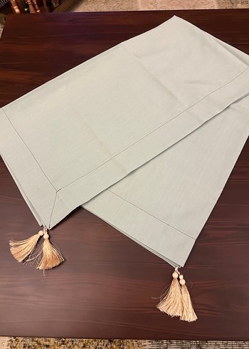 Nil Yeşili Kare Masa Örtüsü - Görsel 3