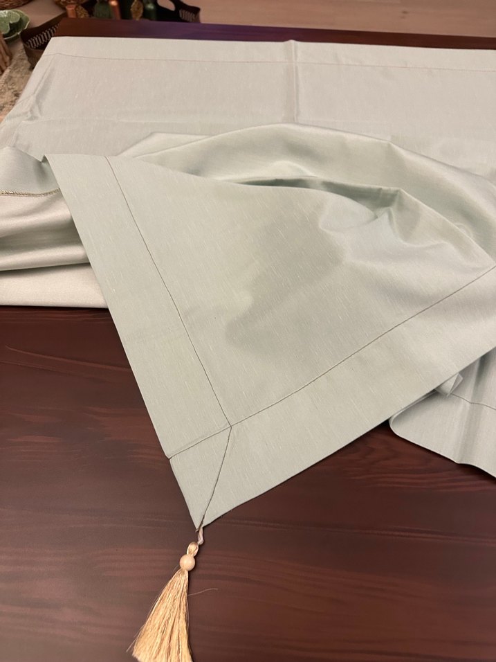 Nil Yeşili Kare Masa Örtüsü - Görsel 2