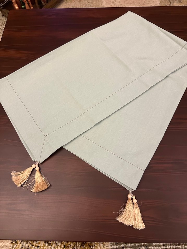 Nil Yeşili Kare Masa Örtüsü - Görsel 3