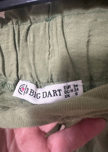 Haki Lastikli Bel Cepli Şort - Görsel 8