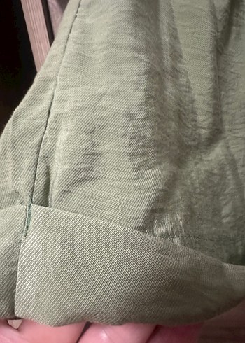 Haki Lastikli Bel Cepli Şort - Görsel 4