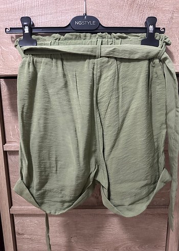 Haki Lastikli Bel Cepli Şort - Görsel 6