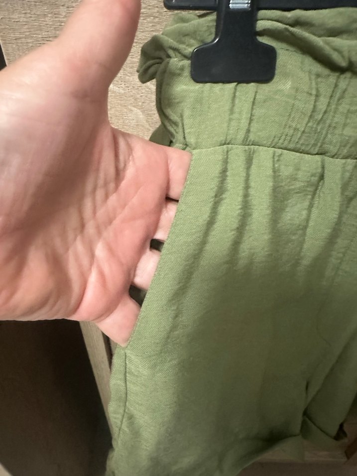 Haki Lastikli Bel Cepli Şort - Görsel 5