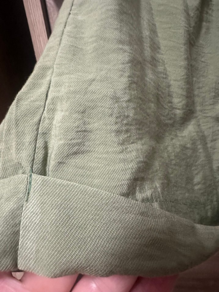 Haki Lastikli Bel Cepli Şort - Görsel 4