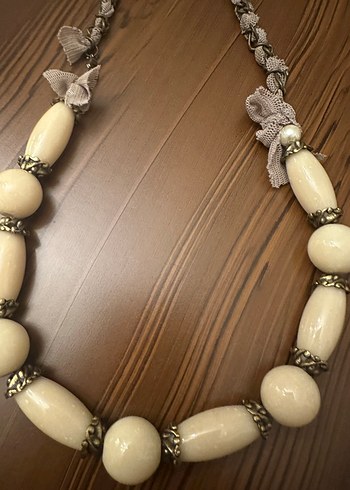 Bohem Tarz Kemik Görünümlü Boncuklu Kolye - Görsel 4