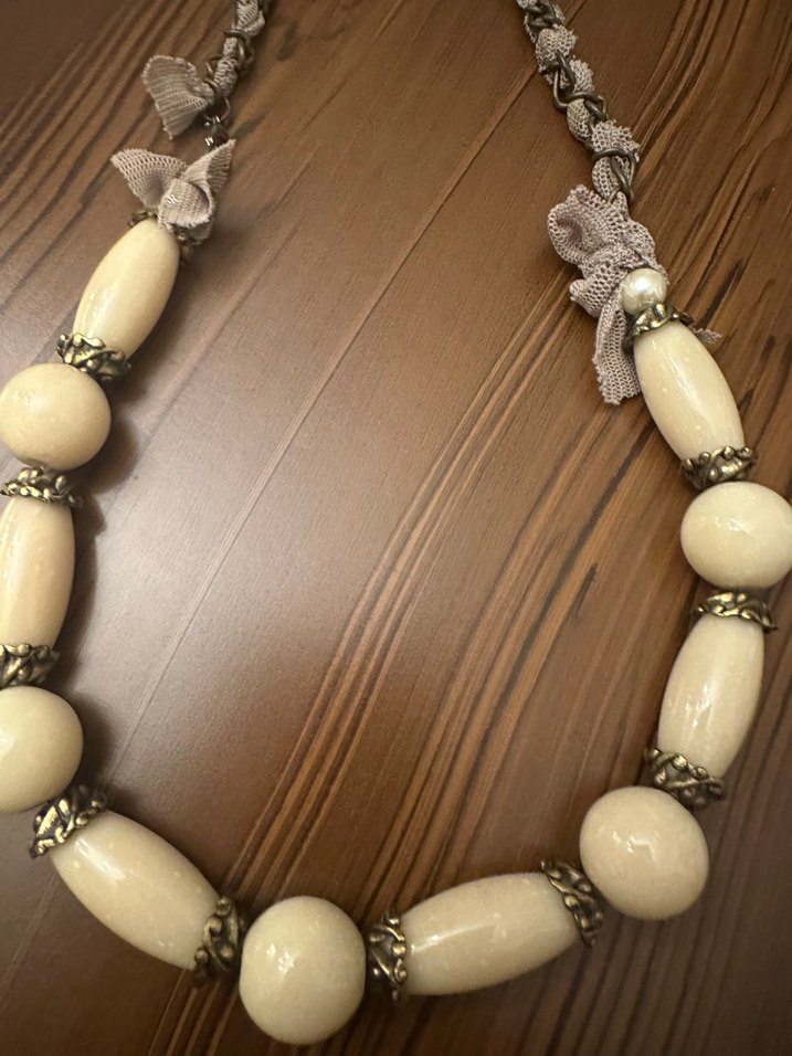 Bohem Tarz Kemik Görünümlü Boncuklu Kolye - Görsel 4